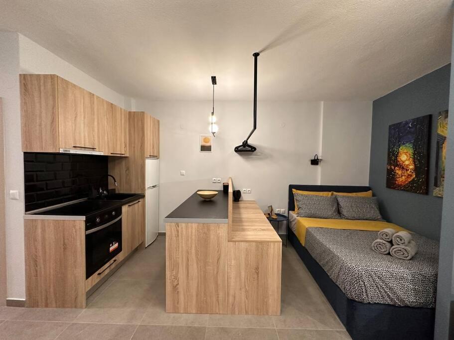 The Yellowblue Apartment, Downtown Salonicco Esterno foto