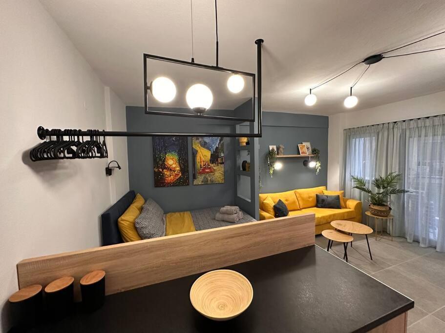 The Yellowblue Apartment, Downtown Salonicco Esterno foto