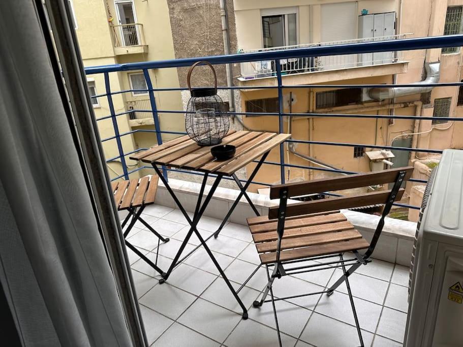 The Yellowblue Apartment, Downtown Salonicco Esterno foto